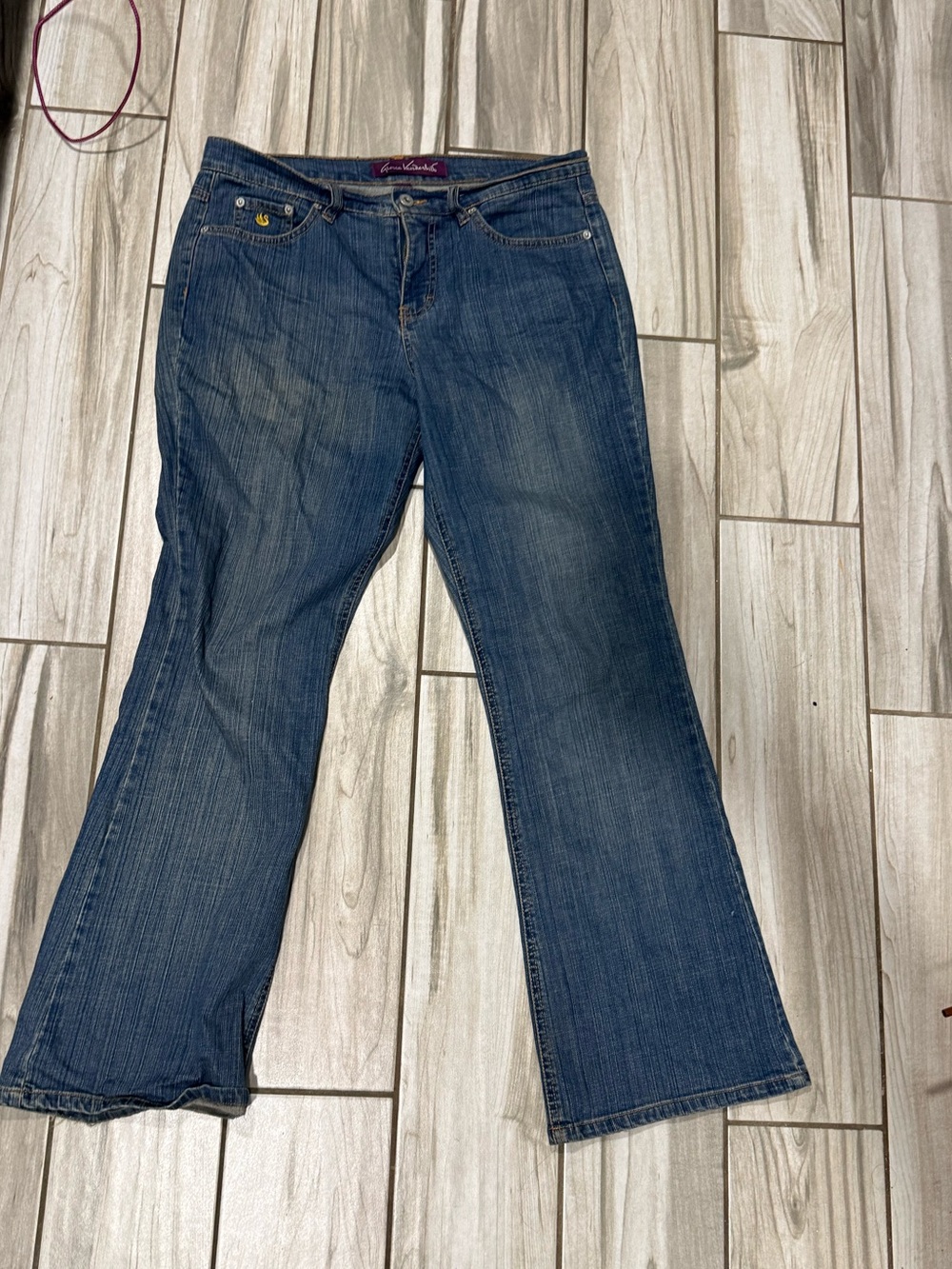 Gloria Vanderbilt Blue Flare Jeans. Women’s Size 10.
